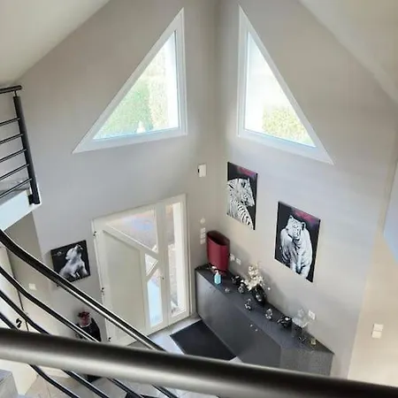 Grande Maison Au Calme