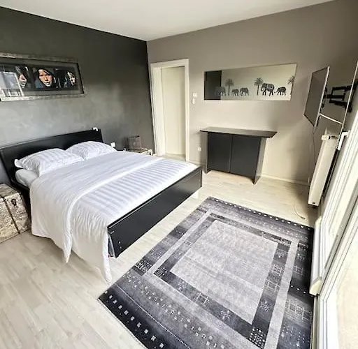 Holiday home Grande Maison Au Calme *